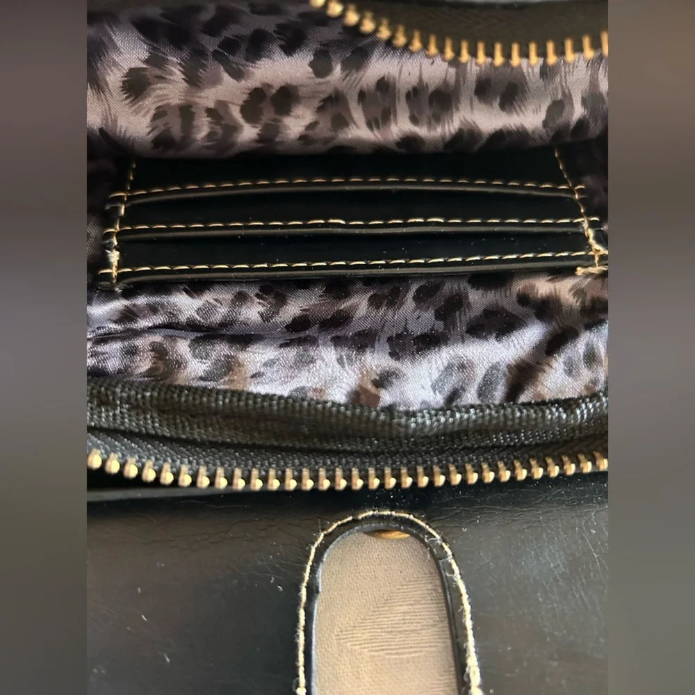 EUC Black Quilted Chain Bag - Picture 7 of 10